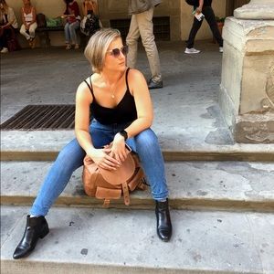 Meet your Posher, Nanette